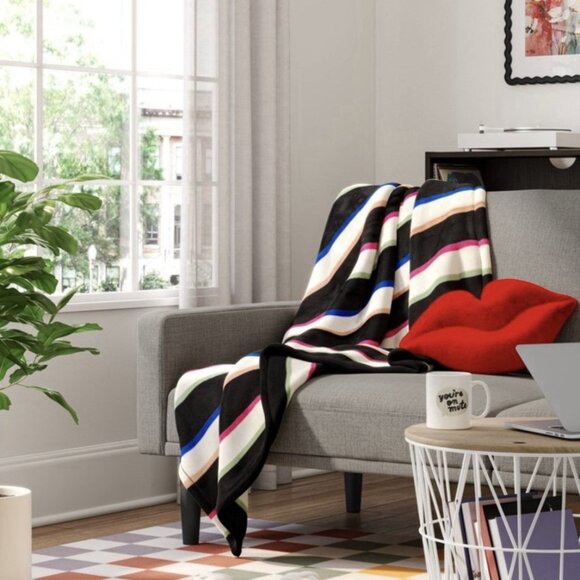 NEW Room Essentials Valentine's Day Lip Toss Plush Pillow Red 10" x 17" - Picture 2 of 7